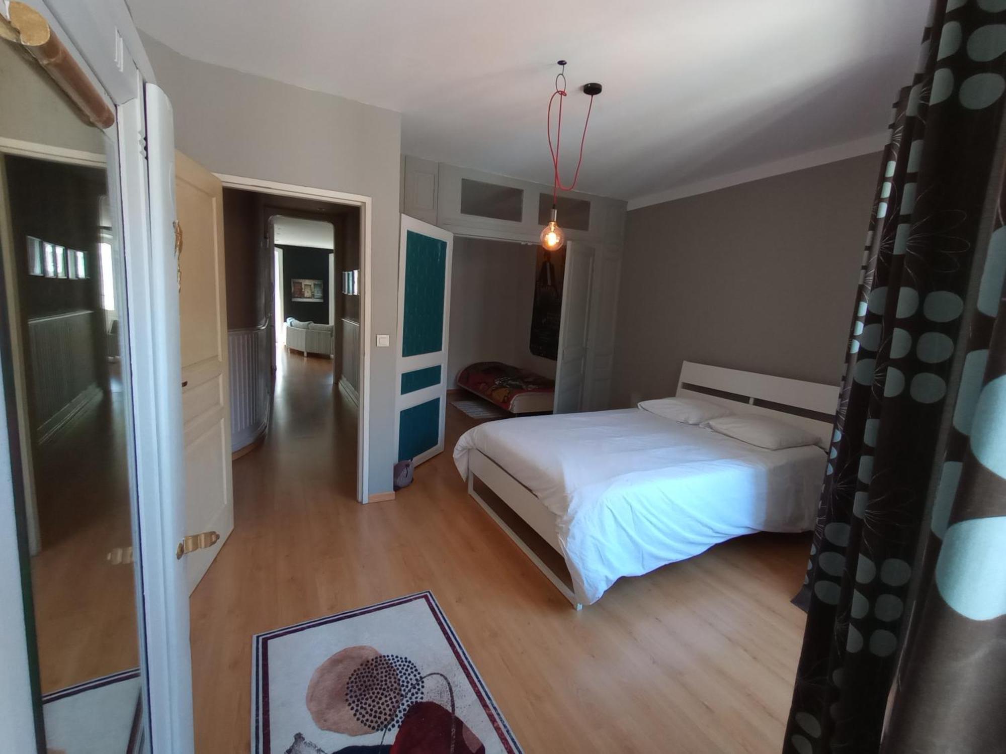 Tulle : Bel Appartement Lumineux En Centre Ville 外观 照片