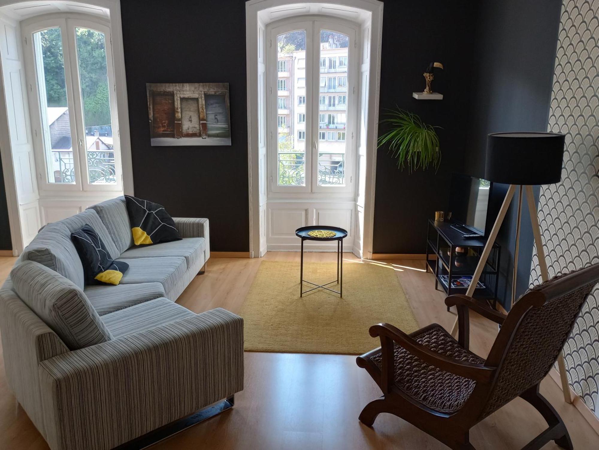 Tulle : Bel Appartement Lumineux En Centre Ville 外观 照片